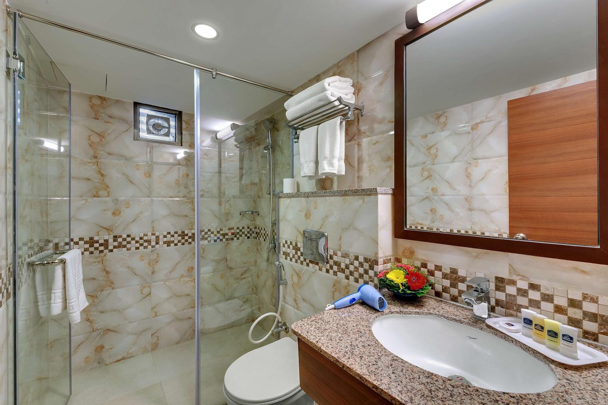 Best Western Alkapuri, Vadodara Ngoại thất bức ảnh