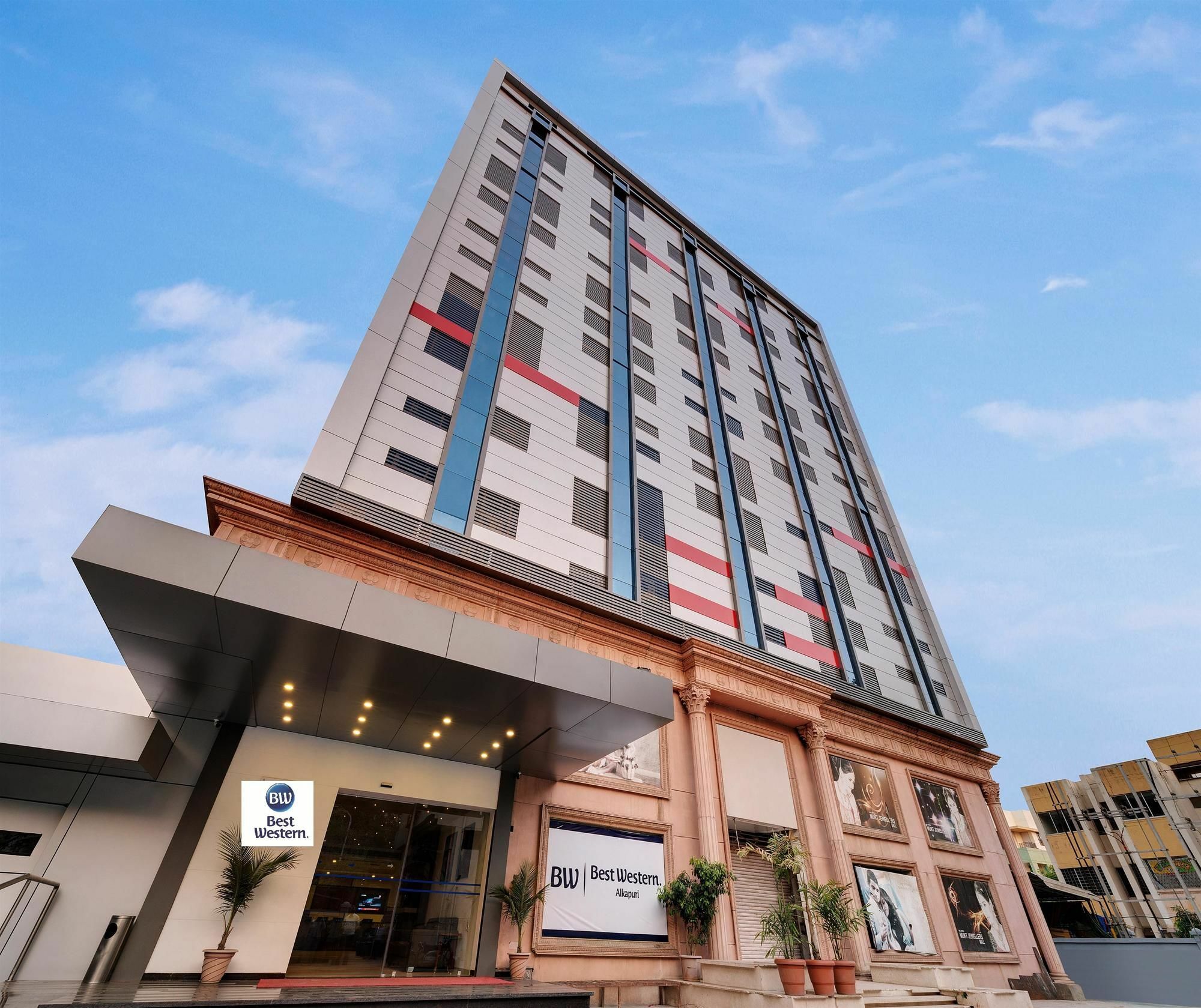 Best Western Alkapuri, Vadodara Ngoại thất bức ảnh