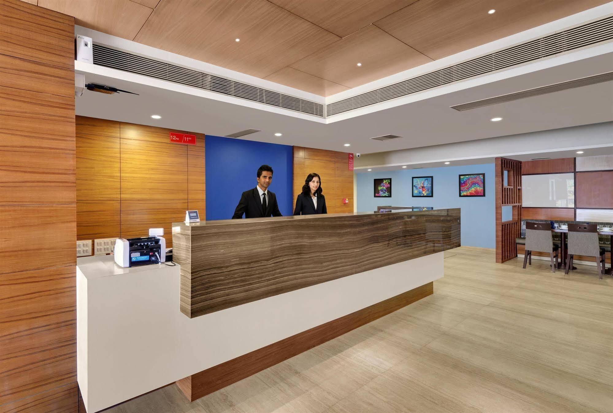 Best Western Alkapuri, Vadodara Ngoại thất bức ảnh