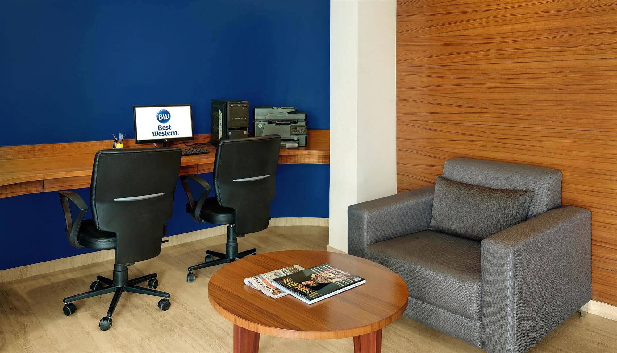 Best Western Alkapuri, Vadodara Ngoại thất bức ảnh