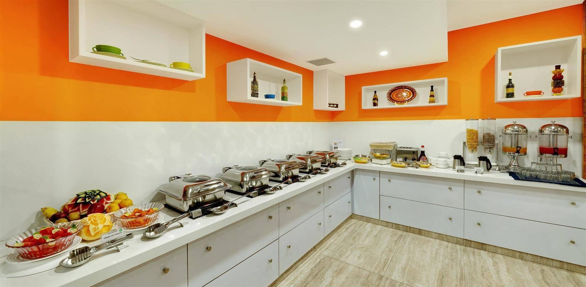 Best Western Alkapuri, Vadodara Ngoại thất bức ảnh